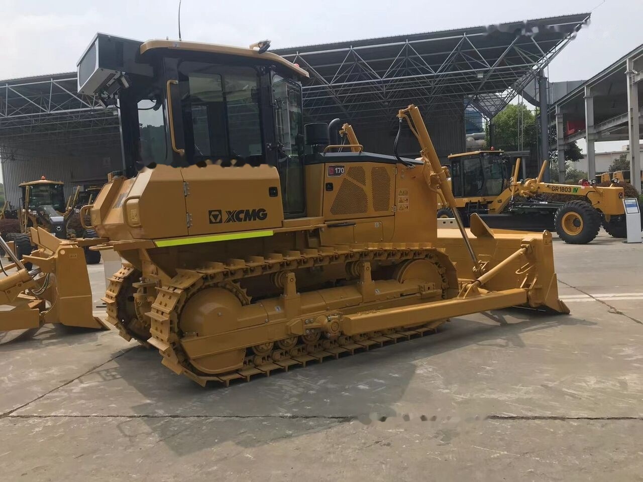 بلدوزر XCMG D170: صور 11