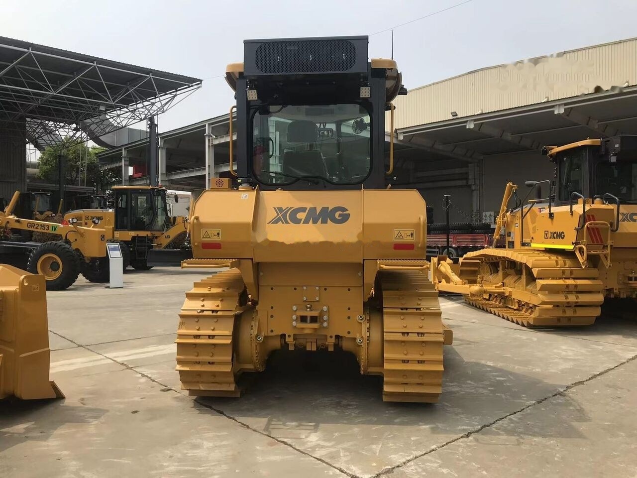 بلدوزر XCMG D170: صور 12