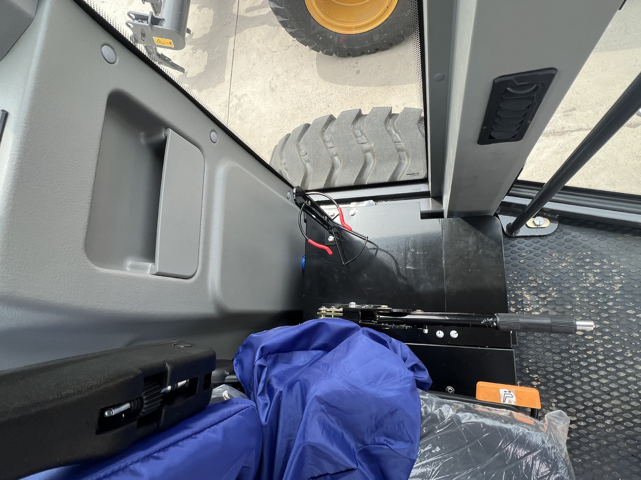 XCMG GR215 - آلة تسوية الأرض: صور 4 XCMG GR215 - آلة تسوية الأرض: صور 4