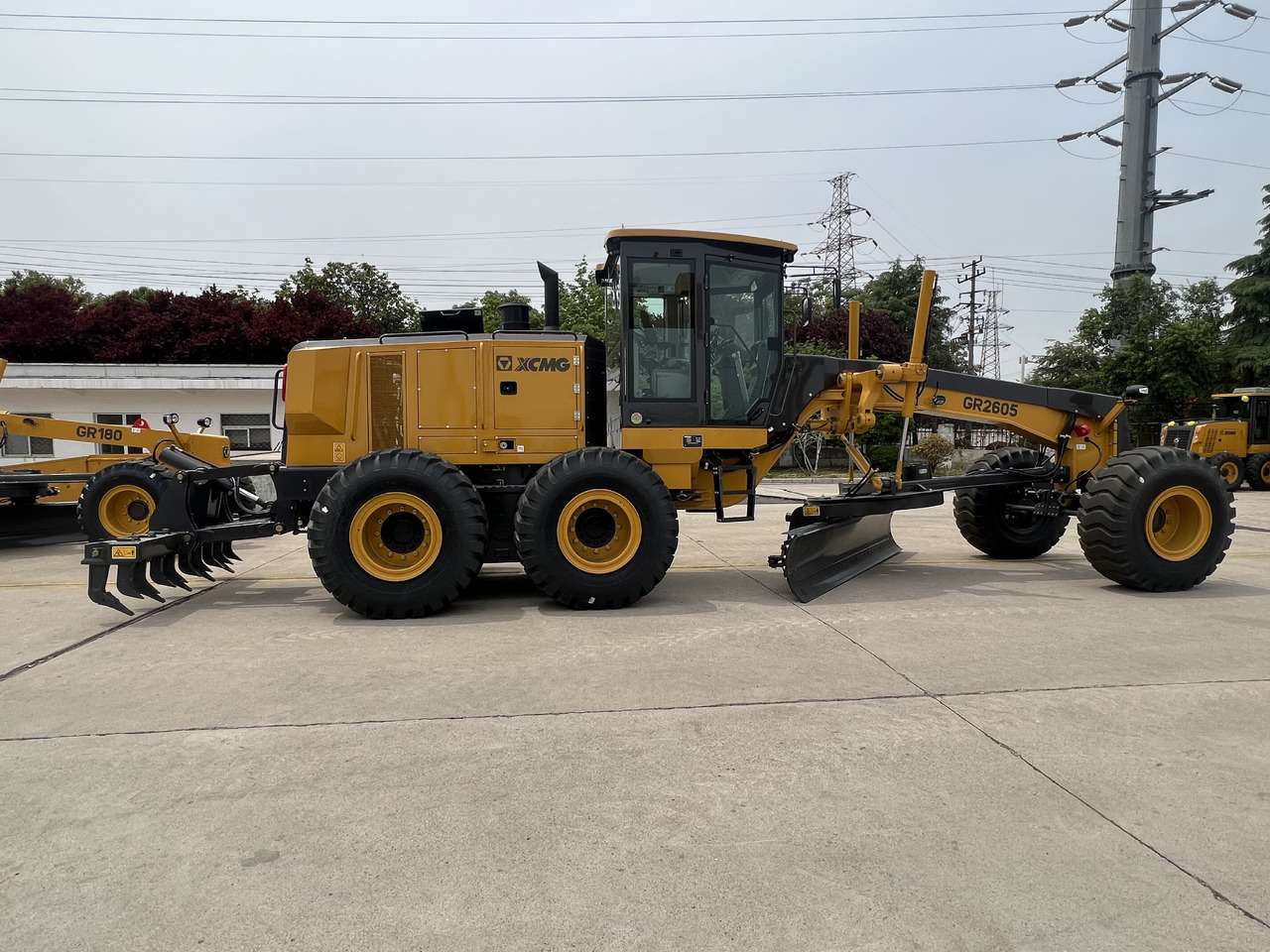 XCMG GR2605 - آلة تسوية الأرض: صور 3 XCMG GR2605 - آلة تسوية الأرض: صور 3