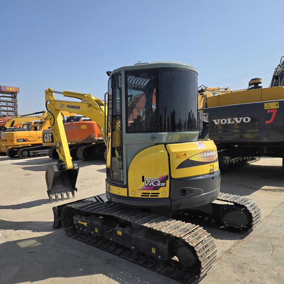 YANMAR Vio55 - حفارة مصغرة: صور 5 YANMAR Vio55 - حفارة مصغرة: صور 5