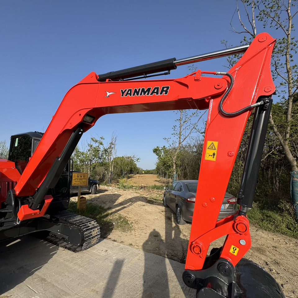 YANMAR Vio80 - حفارة مصغرة: صور 4 YANMAR Vio80 - حفارة مصغرة: صور 4
