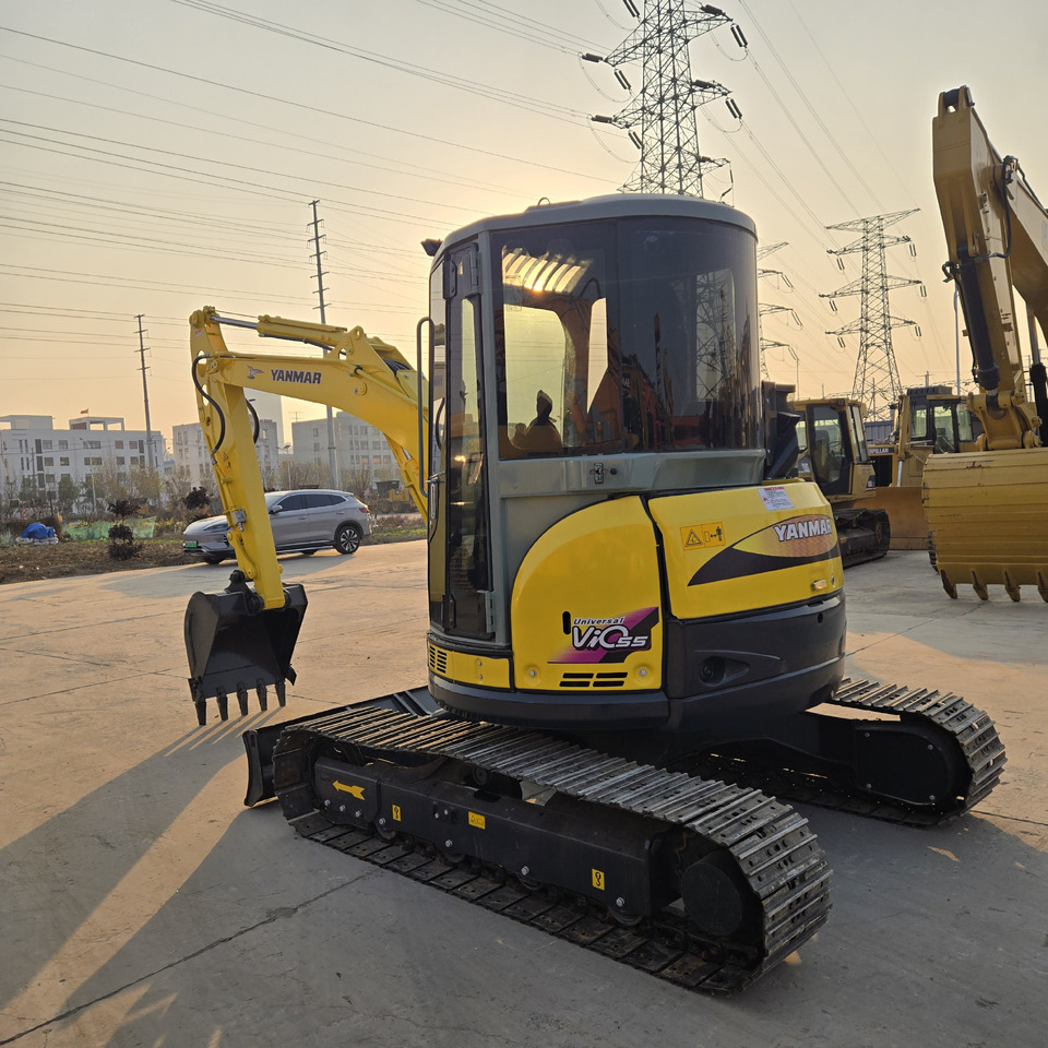 Yanmar Vio55 - حفارة مصغرة: صور 5 Yanmar Vio55 - حفارة مصغرة: صور 5