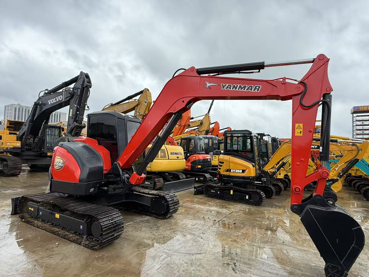 Yanmar Vio80 - حفارة مصغرة: صور 2 Yanmar Vio80 - حفارة مصغرة: صور 2