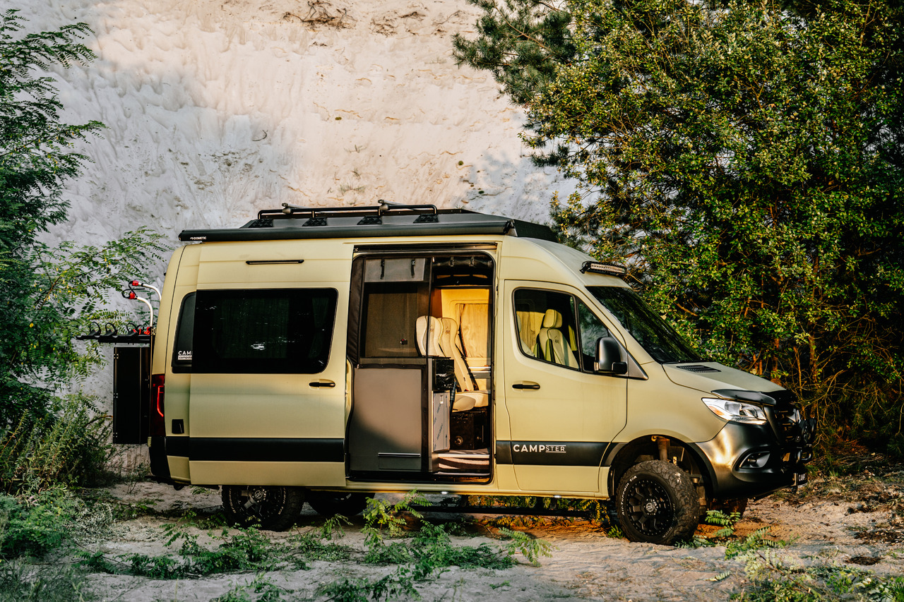 Mercedes-Benz Sprinter - كرفان فان: صور 1 Mercedes-Benz Sprinter - كرفان فان: صور 1