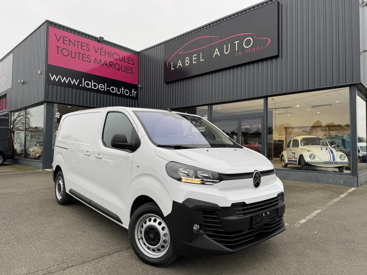 CITROEN Jumpy M 2.0 BlueHDi - 145 S&S - BV EAT8 III FOURGON . PHASE 2 - فان: صور 1 CITROEN Jumpy M 2.0 BlueHDi - 145 S&S - BV EAT8 III FOURGON . PHASE 2 - فان: صور 1