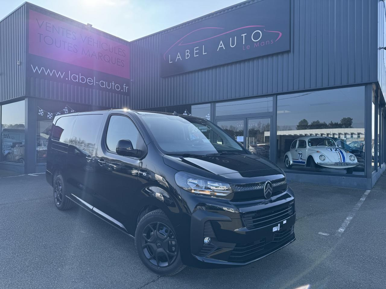 CITROEN Jumpy M 2.0 BlueHDi - 180 S&S - BV EAT8 III FOURGON . PHASE 2 - فان: صور 1 CITROEN Jumpy M 2.0 BlueHDi - 180 S&S - BV EAT8 III FOURGON . PHASE 2 - فان: صور 1