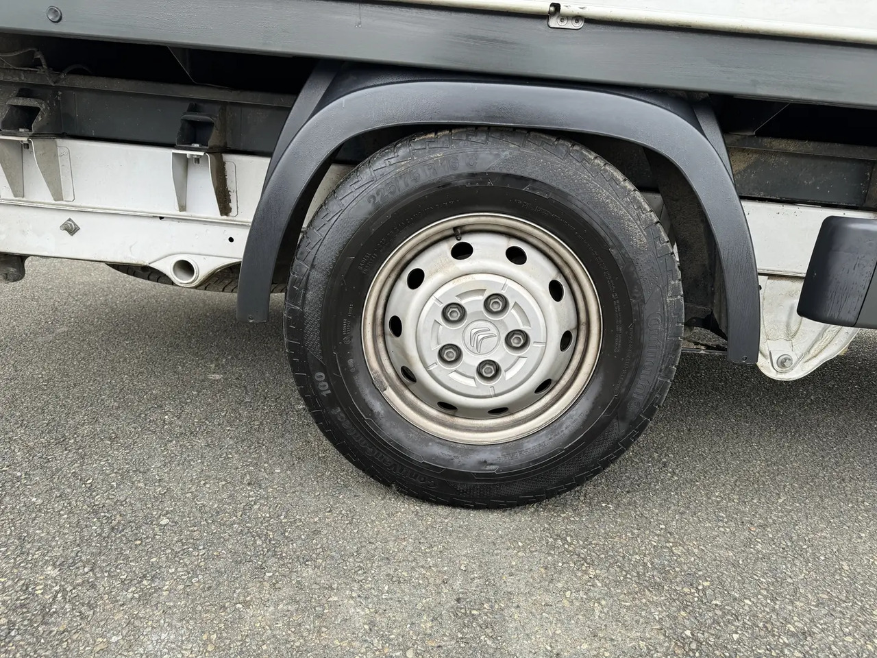 الشاحنات الصغيرة المسطحة Citroen Jumper 4-35 L4 2.2 BLUEHDI 140 S&S CONTROL: صور 10