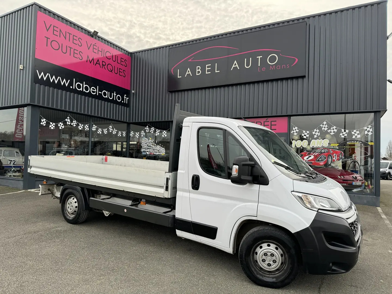 الشاحنات الصغيرة المسطحة Citroen Jumper 4-35 L4 2.2 BLUEHDI 140 S&S CONTROL: صور 9