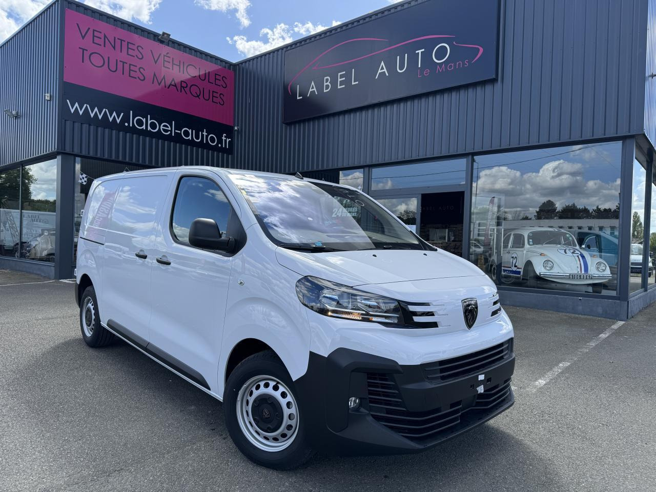 Peugeot Expert M 2.0 BLUEHDI 145CH PACK PREMIUM CONNECT - فان: صور 1 Peugeot Expert M 2.0 BLUEHDI 145CH PACK PREMIUM CONNECT - فان: صور 1