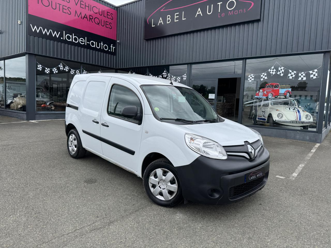 RENAULT KANGOO 1.5 DCI 80CH CONFORT - فان: صور 1 RENAULT KANGOO 1.5 DCI 80CH CONFORT - فان: صور 1