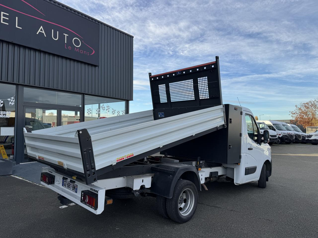 RENAULT MASTER 3T5 BENNE COFFRE RJ 2.3 DCI 145CH PROPULSION - أخرى: صور 5 RENAULT MASTER 3T5 BENNE COFFRE RJ 2.3 DCI 145CH PROPULSION - أخرى: صور 5