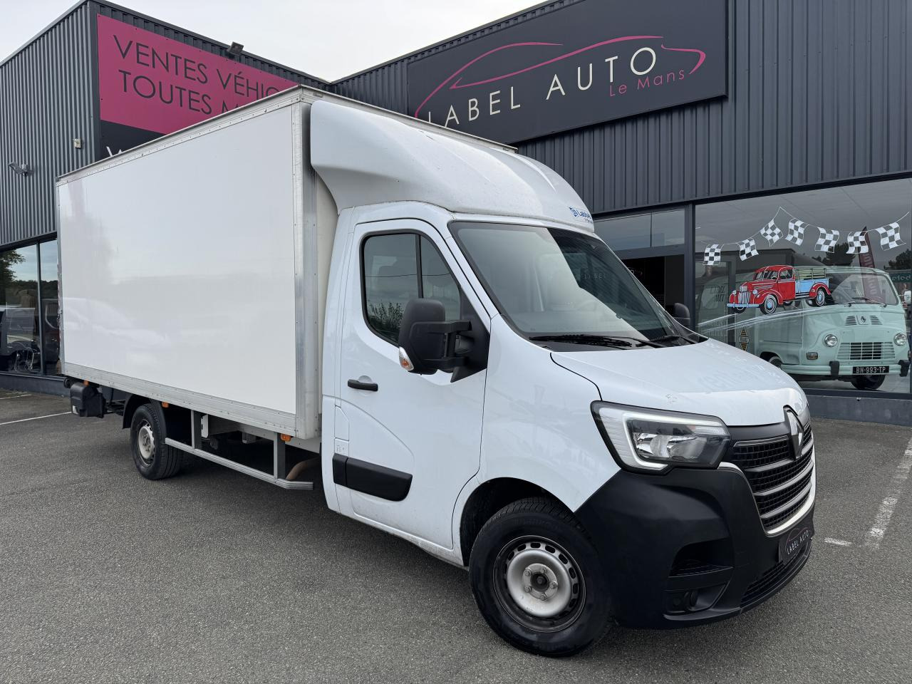 RENAULT MASTER 3T5 CAISSE 20M3 HAYON 2.3 DCI 145CH CONFORT - أخرى: صور 1 RENAULT MASTER 3T5 CAISSE 20M3 HAYON 2.3 DCI 145CH CONFORT - أخرى: صور 1