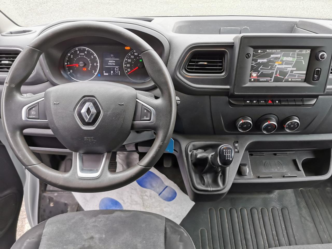 RENAULT Master Grand Confort F3500 L2H2 2.3 Blue dCi - 150 Euro 6e  III CABINE APPROFONDIE Cabine approfondi - فان: صور 4 RENAULT Master Grand Confort F3500 L2H2 2.3 Blue dCi - 150 Euro 6e  III CABINE APPROFONDIE Cabine approfondi - فان: صور 4