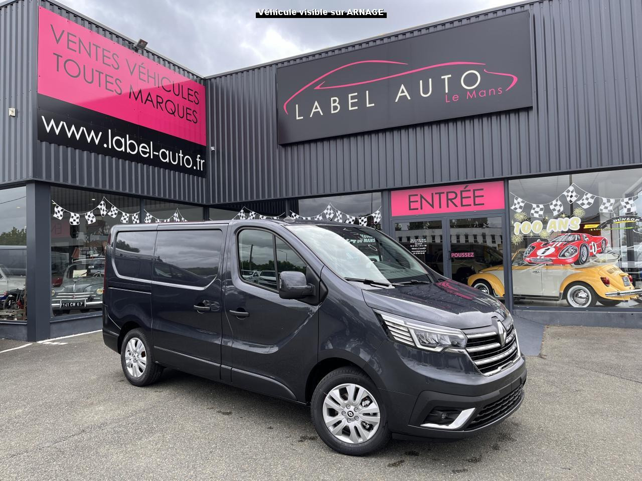 RENAULT Trafic L1H1 2800 Kg 2.0 Blue dCi - 150 - BVA 2025 III FOURGON Fourgon Advance L1H1 PHASE 3 - فان: صور 1 RENAULT Trafic L1H1 2800 Kg 2.0 Blue dCi - 150 - BVA 2025 III FOURGON Fourgon Advance L1H1 PHASE 3 - فان: صور 1