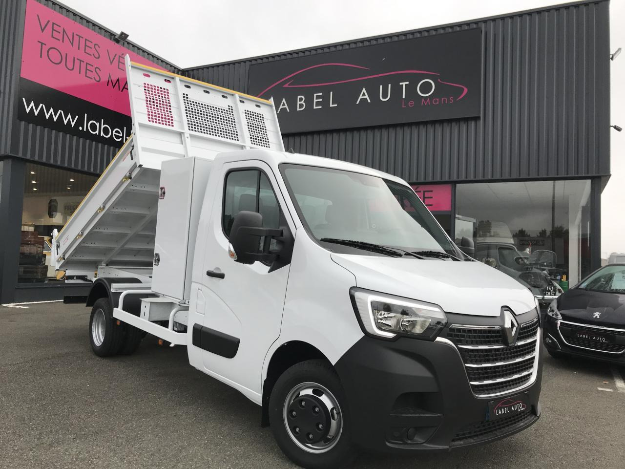 قلاب صغير Renault Master BENNE COFFRE Confort R4500RJ L3 2.3 dCi145CH Propulsion: صور 1