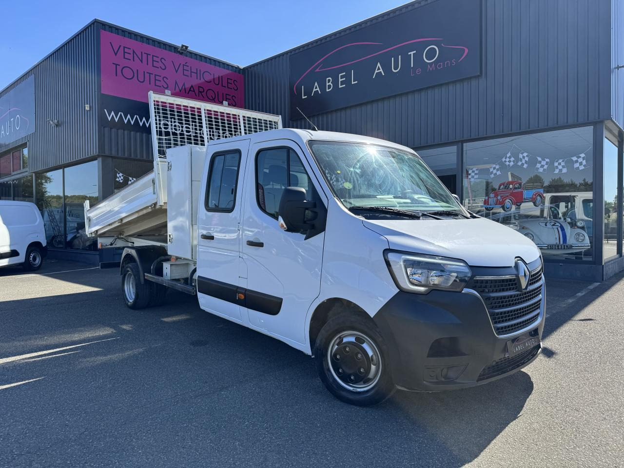 Renault Master RENAULT 3T5 BENNE + COFFRE RJ DOUBLE CABINE 6 PL 2.3 DCI 130 CH CONFORT + GPS + REGUL + CLIM - قلاب صغير: صور 2 Renault Master RENAULT 3T5 BENNE + COFFRE RJ DOUBLE CABINE 6 PL 2.3 DCI 130 CH CONFORT + GPS + REGUL + CLIM - قلاب صغير: صور 2