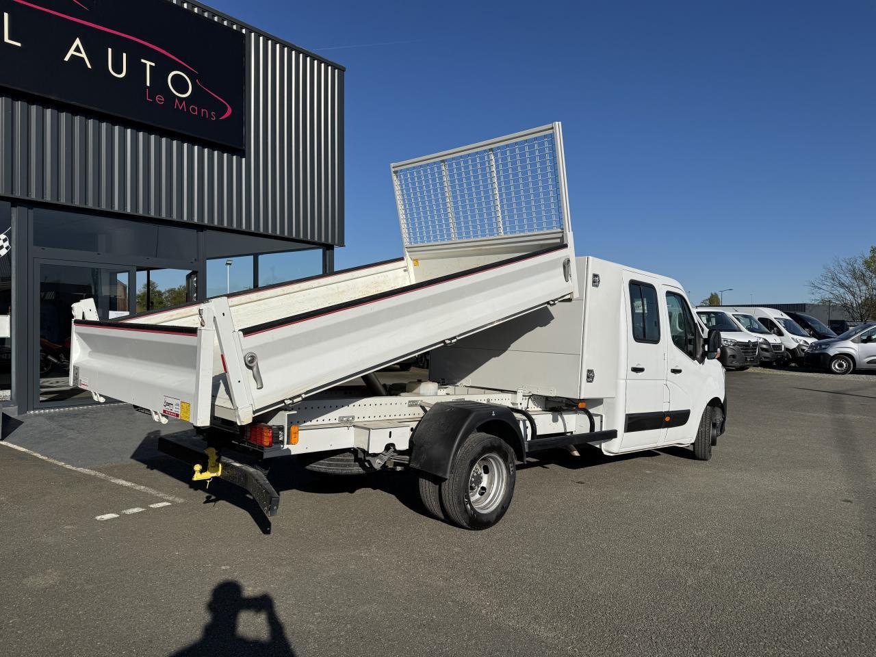 Renault Master RENAULT 3T5 BENNE + COFFRE RJ DOUBLE CABINE 6 PL 2.3 DCI 130 CH CONFORT + GPS + REGUL + CLIM - قلاب صغير: صور 5 Renault Master RENAULT 3T5 BENNE + COFFRE RJ DOUBLE CABINE 6 PL 2.3 DCI 130 CH CONFORT + GPS + REGUL + CLIM - قلاب صغير: صور 5