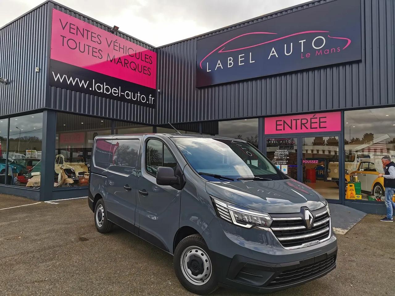 Renault Trafic L1H1 2T8 2.0 BLUE DCI 130CH GRAND CONFORT - فان: صور 1 Renault Trafic L1H1 2T8 2.0 BLUE DCI 130CH GRAND CONFORT - فان: صور 1