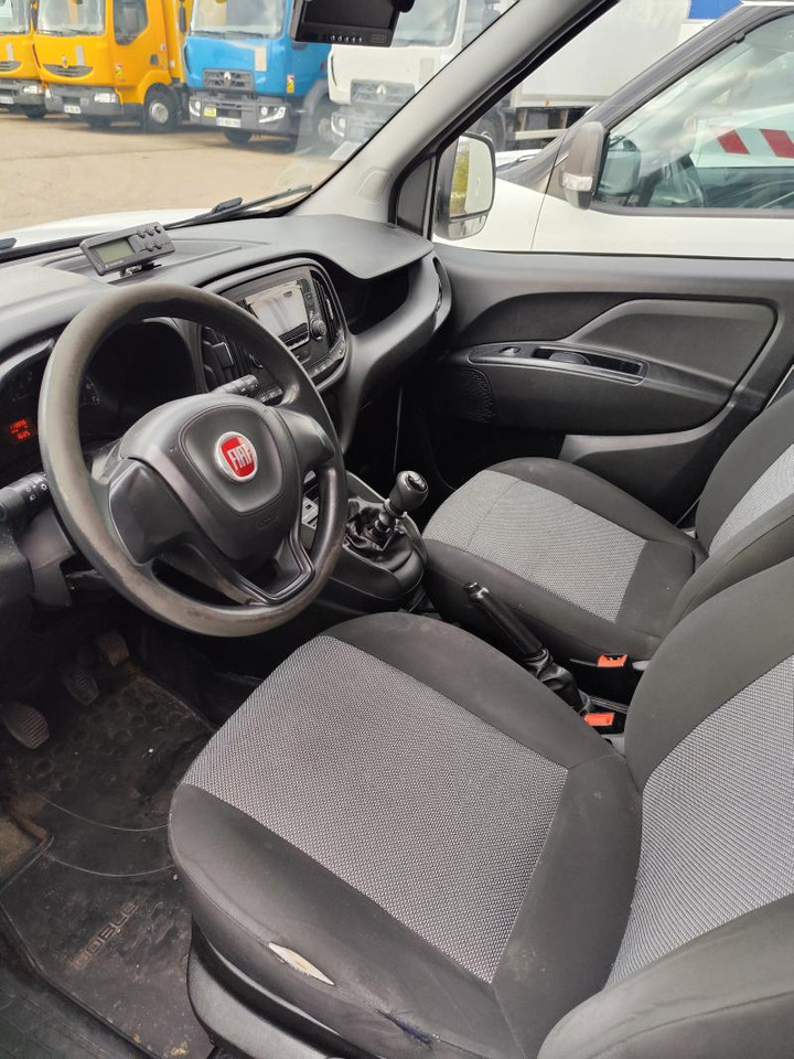 Fiat Doblo PC Caisse frigorifique - الشاحنات الصغيرة المبردة: صور 5 Fiat Doblo PC Caisse frigorifique - الشاحنات الصغيرة المبردة: صور 5