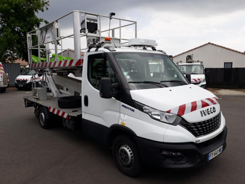 Iveco Daily 35S14 Plateau Nacelle 6m50 Spécial tunnel - مصاعد الازدهار محمولة على شاحنة: صور 2 Iveco Daily 35S14 Plateau Nacelle 6m50 Spécial tunnel - مصاعد الازدهار محمولة على شاحنة: صور 2