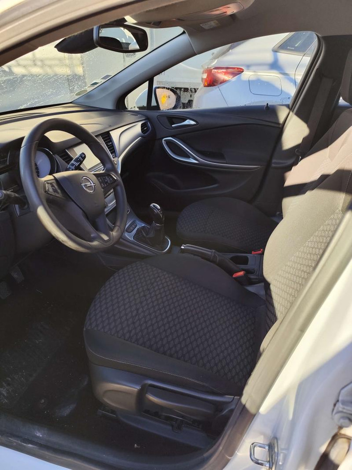 Opel Astra 1,5 Diesel 105 cv BVM6 2 places Edition business - سيارة: صور 5 Opel Astra 1,5 Diesel 105 cv BVM6 2 places Edition business - سيارة: صور 5