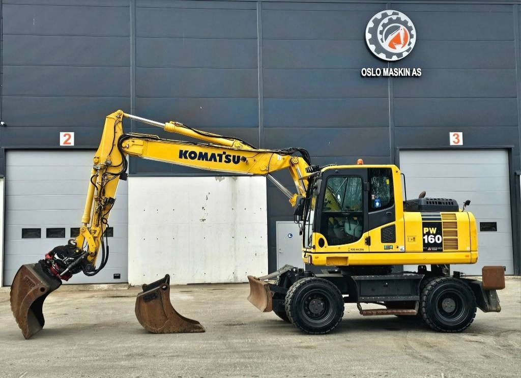 Komatsu pw 160 -8 - حفارة على عجلات: صور 2 Komatsu pw 160 -8 - حفارة على عجلات: صور 2