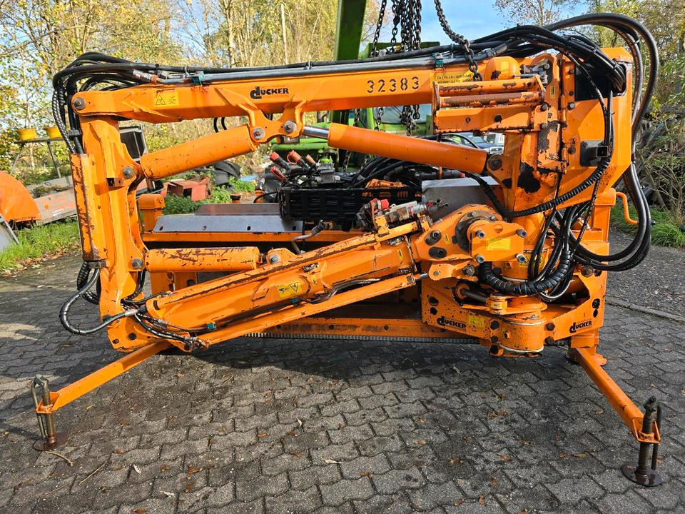 Dücker DUA 800 für Fendt Deutz Böschungsmäher Böschungsmulcher Traktor Bankettmäher 800 600 Mulag Una MHU - جزازة رافعة: صور 4 Dücker DUA 800 für Fendt Deutz Böschungsmäher Böschungsmulcher Traktor Bankettmäher 800 600 Mulag Una MHU - جزازة رافعة: صور 4