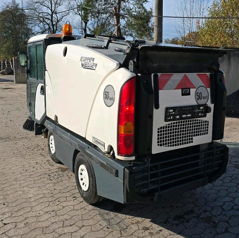 Küpper-Weisser Boschung Compact 50 Kehrmaschine Straßenkehrmaschine Kehreinheit Straßenreiniger - سياره كنس شوارع: صور 4 Küpper-Weisser Boschung Compact 50 Kehrmaschine Straßenkehrmaschine Kehreinheit Straßenreiniger - سياره كنس شوارع: صور 4