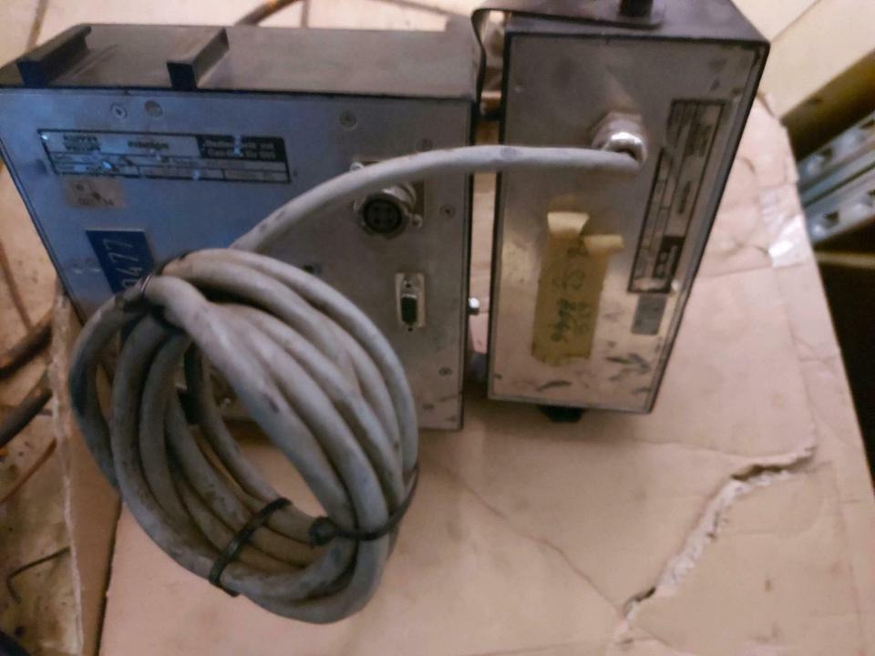 Küpper Weisser IMS Salzstreuer Steuergerät Bordcomputer Bedientei - كتلة التحكم - سيارة بلدية: صور 2 Küpper Weisser IMS Salzstreuer Steuergerät Bordcomputer Bedientei - كتلة التحكم - سيارة بلدية: صور 2