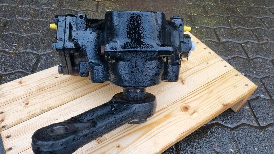 Lenkgetriebe Unimog 405 U423 Servolenkung 430 427 429 527 530 Mercedes Benz - دودة دركسون - سيارة بلدية: صور 5 Lenkgetriebe Unimog 405 U423 Servolenkung 430 427 429 527 530 Mercedes Benz - دودة دركسون - سيارة بلدية: صور 5