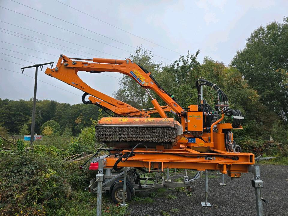 Mulag MHU 800 2020 Mähausleger Böschungsmäher Böschungsmulcher für Unimog 405 U 300 400 500 318 423 427 430 527 535 530 Mercedes-Benz - جزازة رافعة: صور 4 Mulag MHU 800 2020 Mähausleger Böschungsmäher Böschungsmulcher für Unimog 405 U 300 400 500 318 423 427 430 527 535 530 Mercedes-Benz - جزازة رافعة: صور 4