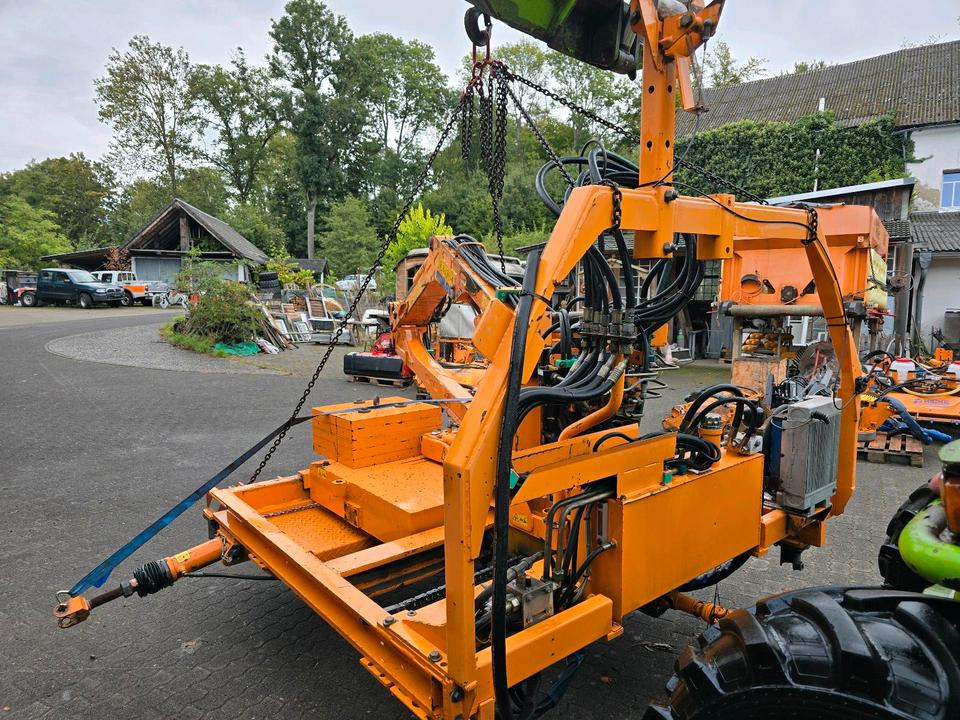 Mulag MHU 800 Mähausleger Böschungsmäher Böschungsmulcher für Unimog 405 U 300 400 500 318 423 427 430 527 535 530 Mercedes-Benz - جزازة رافعة: صور 1 Mulag MHU 800 Mähausleger Böschungsmäher Böschungsmulcher für Unimog 405 U 300 400 500 318 423 427 430 527 535 530 Mercedes-Benz - جزازة رافعة: صور 1