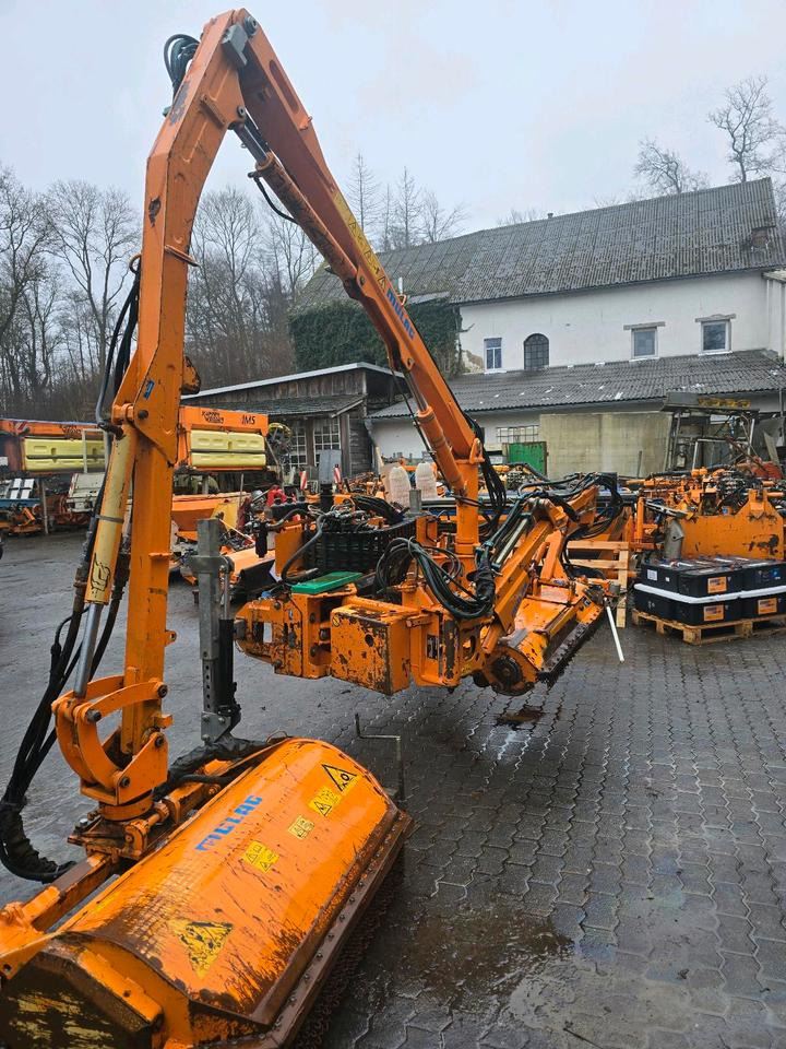 Mulag MKM 700 Böschungsmäher Böschungsmulcher FME für Unimog 405 U300 400 500 423 427 430 530 Dücker - جزازة رافعة: صور 4 Mulag MKM 700 Böschungsmäher Böschungsmulcher FME für Unimog 405 U300 400 500 423 427 430 530 Dücker - جزازة رافعة: صور 4