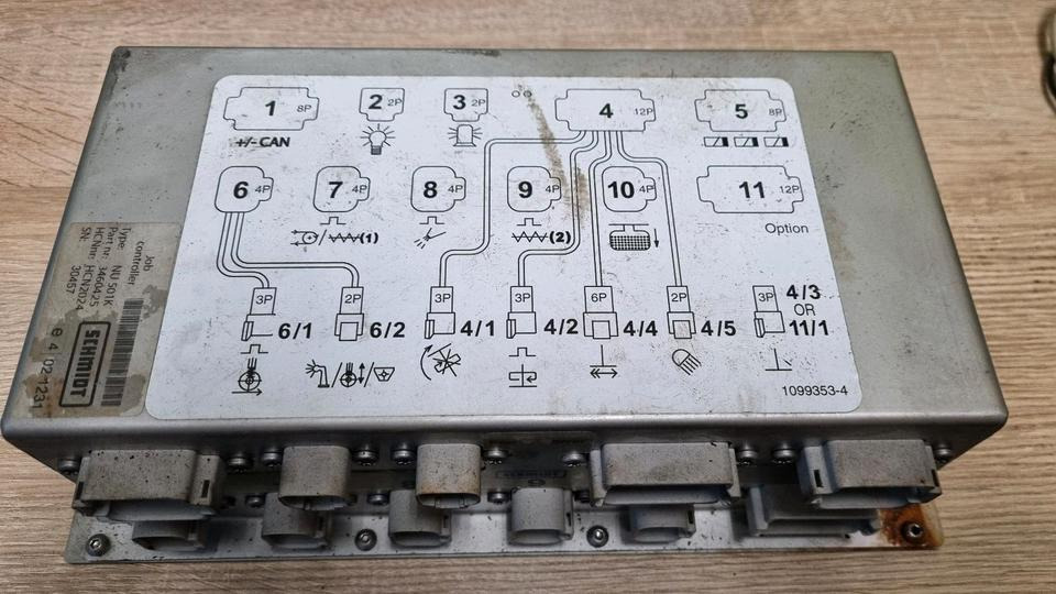 Schmidt NU 501K Job Controller Stratos Salzstreuer Rechner Bordcomputer Bedienung 3460425 - كتلة التحكم - سيارة بلدية: صور 1 Schmidt NU 501K Job Controller Stratos Salzstreuer Rechner Bordcomputer Bedienung 3460425 - كتلة التحكم - سيارة بلدية: صور 1