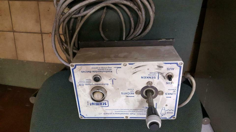 Schmidt Schneepflugsteuerung Bordcomputer Schneepflug unimog - نظم الملاحة - سيارة بلدية: صور 1 Schmidt Schneepflugsteuerung Bordcomputer Schneepflug unimog - نظم الملاحة - سيارة بلدية: صور 1