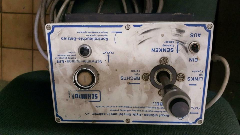 Schmidt Schneepflugsteuerung Bordcomputer Schneepflug unimog - نظم الملاحة - سيارة بلدية: صور 2 Schmidt Schneepflugsteuerung Bordcomputer Schneepflug unimog - نظم الملاحة - سيارة بلدية: صور 2