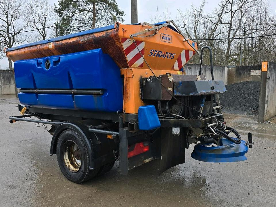 Schmidt Stratos B35-30 AWCLN-490 3,5m3 Salzstreuanhänger Bandstreuer Streuanhänger IMSSF Salzstreuer Winterdienst Streuautomat Streusilo Solestreuer - الرمال مفرشة: صور 1 Schmidt Stratos B35-30 AWCLN-490 3,5m3 Salzstreuanhänger Bandstreuer Streuanhänger IMSSF Salzstreuer Winterdienst Streuautomat Streusilo Solestreuer - الرمال مفرشة: صور 1