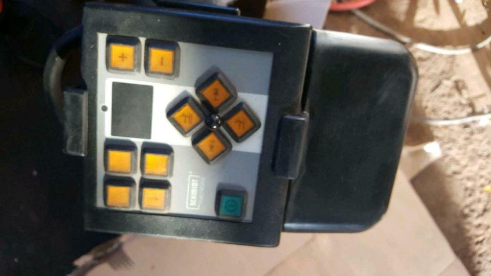 Schneepflug Schmidt Hydraulikanlage Schneeschild Elektrohydraulik - علم السوائل المتحركة - سيارة بلدية: صور 3 Schneepflug Schmidt Hydraulikanlage Schneeschild Elektrohydraulik - علم السوائل المتحركة - سيارة بلدية: صور 3