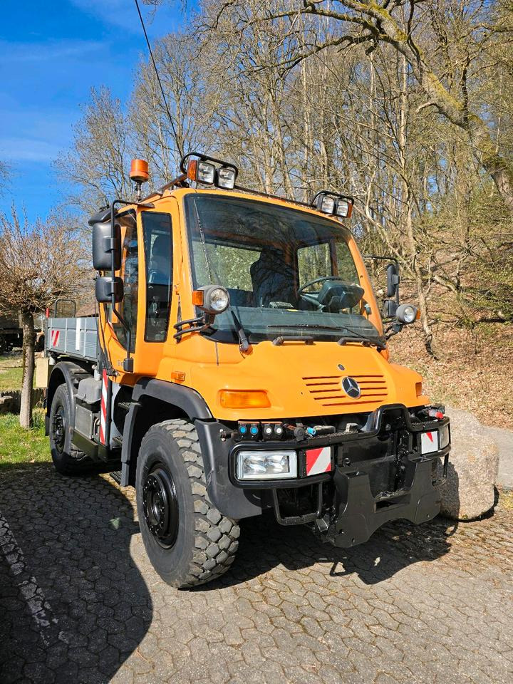 Unimog 405/10 U400 Bluetec 5 Leistungshydraulik Hydrostat U 400 500 300 Mercedes-Benz 318 218 430 423 427 - جرافة ثلج: صور 1 Unimog 405/10 U400 Bluetec 5 Leistungshydraulik Hydrostat U 400 500 300 Mercedes-Benz 318 218 430 423 427 - جرافة ثلج: صور 1