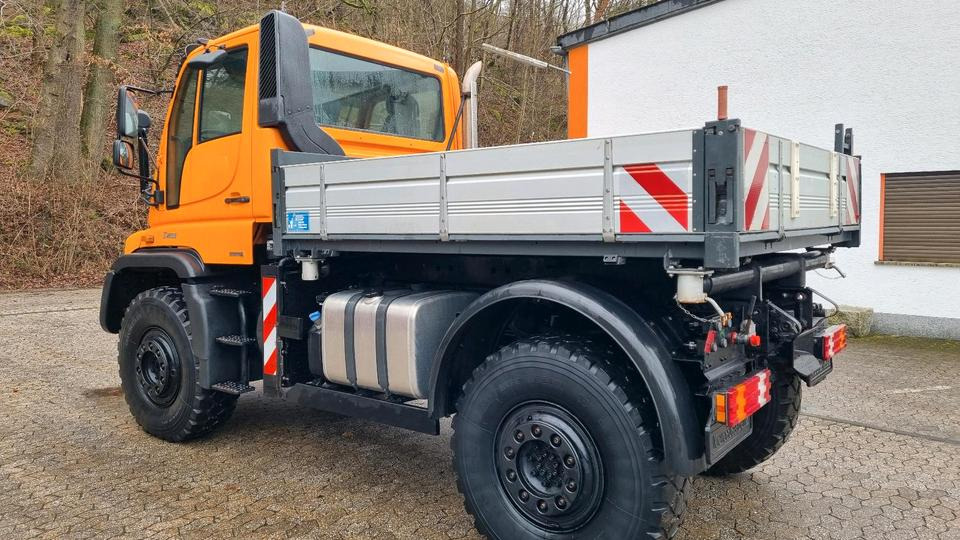 Unimog 405 U500 2013 6500 Stunden Hydrostat Variopilot Mercedes Benz U 500 400 300 318 423b430 530 - سيارة بلدية: صور 4 Unimog 405 U500 2013 6500 Stunden Hydrostat Variopilot Mercedes Benz U 500 400 300 318 423b430 530 - سيارة بلدية: صور 4