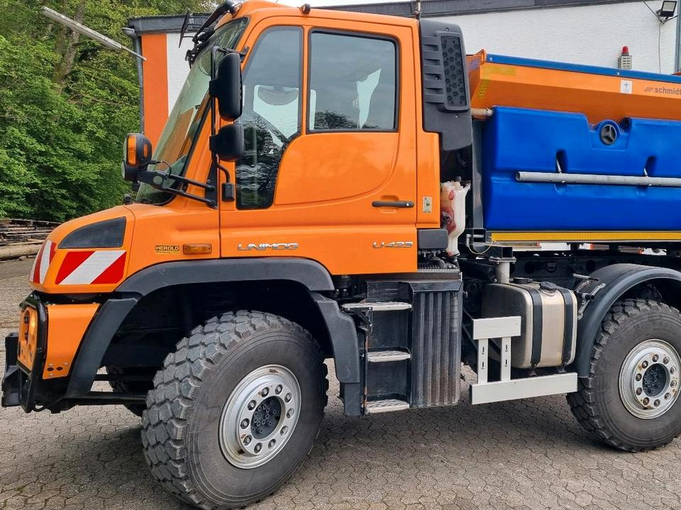 Unimog 423 Mercedes Benz U423 427 429 430 530 527 Schmidt Stratos Salzstreuer - سيارة بلدية: صور 3 Unimog 423 Mercedes Benz U423 427 429 430 530 527 Schmidt Stratos Salzstreuer - سيارة بلدية: صور 3