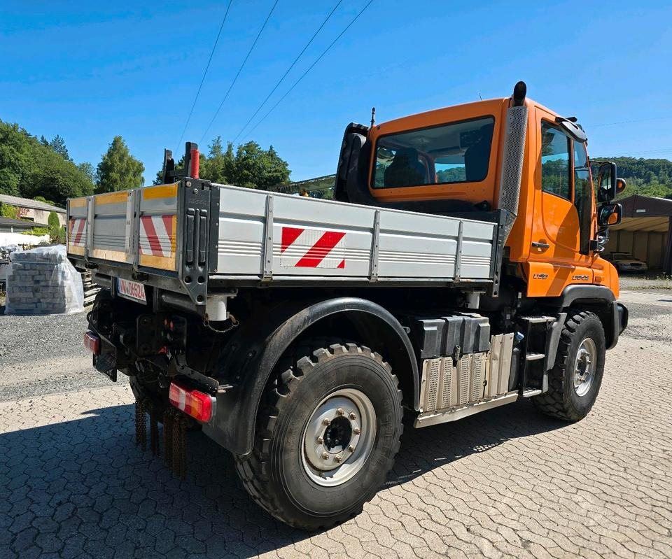 Unimog U318 NKS-F-UGE-42 Mercedes-Benz 405/10 405/12 UGE Mercedes-Benz U 318 323 327 423 427 429 430 EasyDrive Variopilot - جرافة ثلج: صور 4 Unimog U318 NKS-F-UGE-42 Mercedes-Benz 405/10 405/12 UGE Mercedes-Benz U 318 323 327 423 427 429 430 EasyDrive Variopilot - جرافة ثلج: صور 4