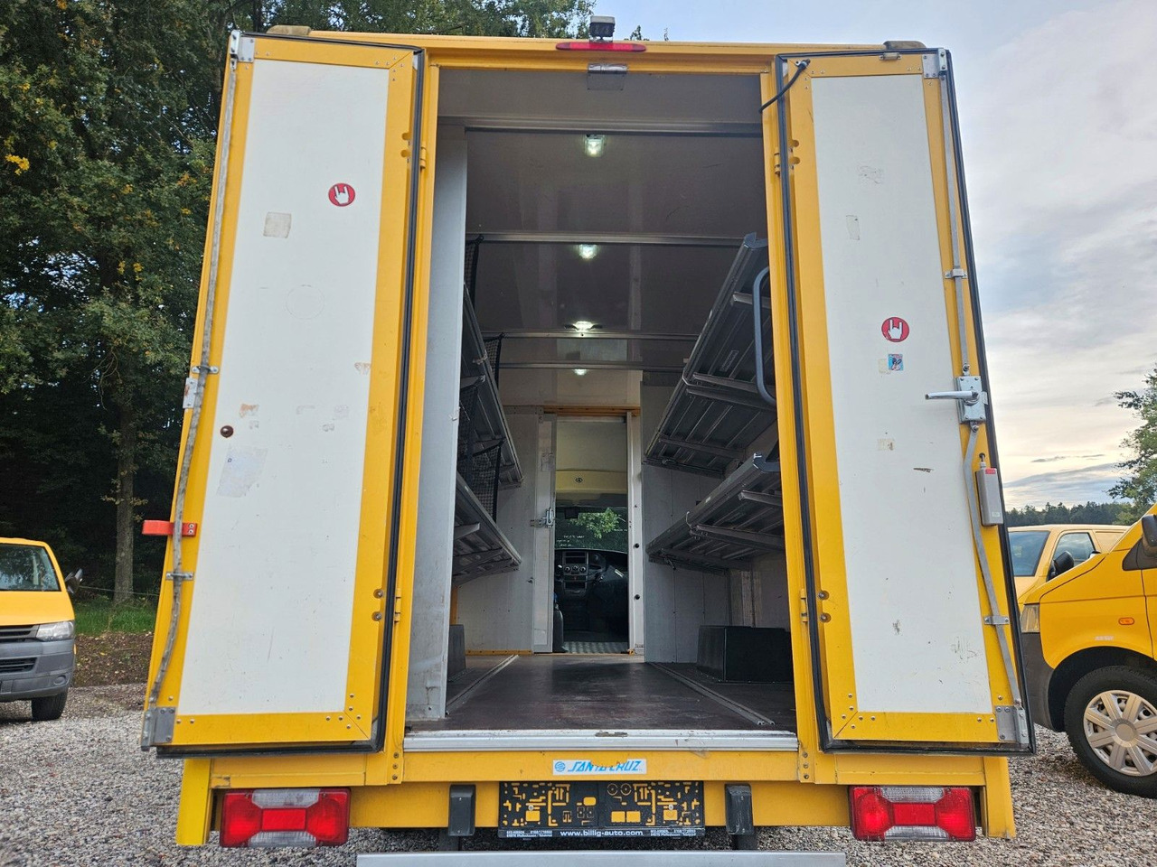 Iveco Daily EURO5 Integralkoffer Koffer Postkoffer - الشاحنات الصغيرة صندوق مغلق: صور 4 Iveco Daily EURO5 Integralkoffer Koffer Postkoffer - الشاحنات الصغيرة صندوق مغلق: صور 4