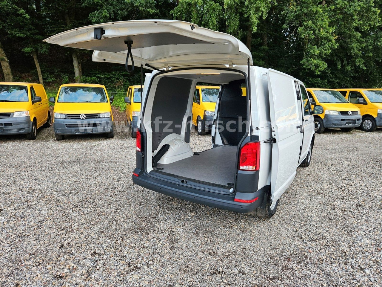 Volkswagen T6 2xSchiebetüre!org.3.557KM|1.Hd|110KW|2.0TDI| - ميكروباص: صور 2 Volkswagen T6 2xSchiebetüre!org.3.557KM|1.Hd|110KW|2.0TDI| - ميكروباص: صور 2