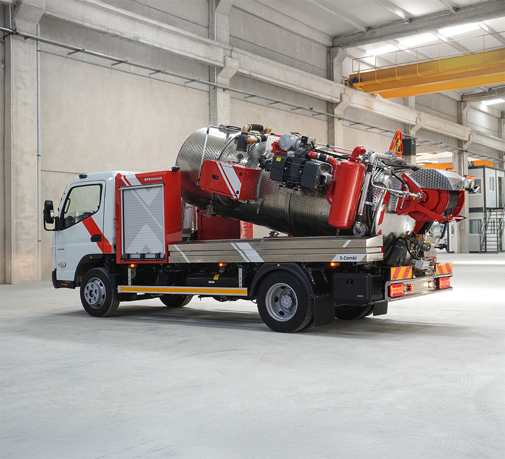 EFEMMAK S-Combi Combined Sewer Jetting And Vacuum Vehicle - فراغ شاحنة: صور 5 EFEMMAK S-Combi Combined Sewer Jetting And Vacuum Vehicle - فراغ شاحنة: صور 5