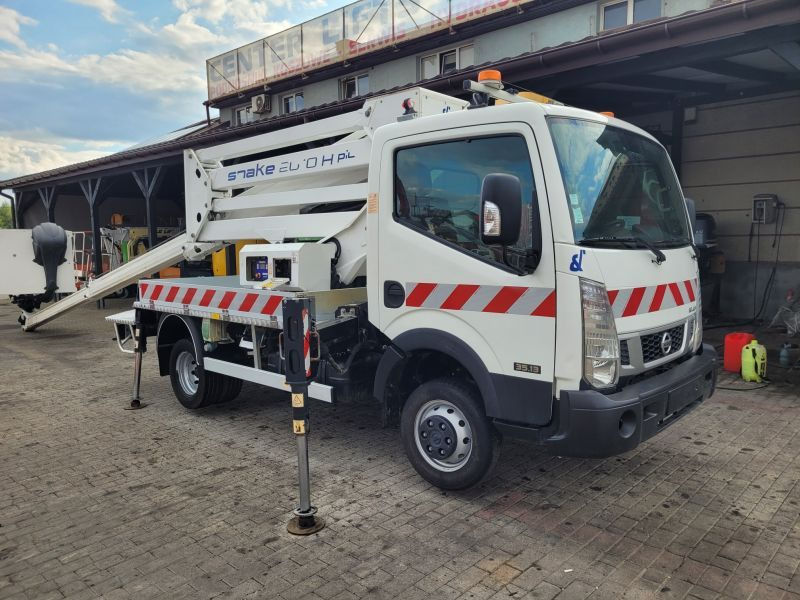 Nissan Cabstar NT400 podnośnik koszowy 20 m Oil&Steel Snake 2010 Plus - مصاعد الازدهار محمولة على شاحنة: صور 1 Nissan Cabstar NT400 podnośnik koszowy 20 m Oil&Steel Snake 2010 Plus - مصاعد الازدهار محمولة على شاحنة: صور 1