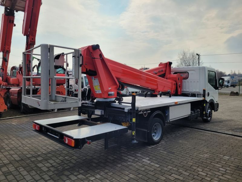 Nissan Cabstar NT400 podnośnik koszowy 24 m Versalift VTX-240 - مصاعد الازدهار محمولة على شاحنة: صور 4 Nissan Cabstar NT400 podnośnik koszowy 24 m Versalift VTX-240 - مصاعد الازدهار محمولة على شاحنة: صور 4