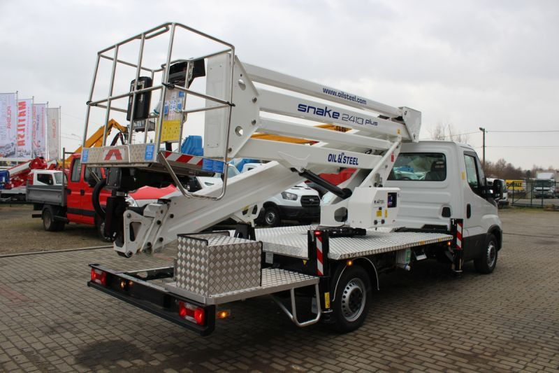 Oil&Steel Snake 2413 Plus 24 m zamontowany na Iveco 35S14H - مصاعد الازدهار محمولة على شاحنة: صور 3 Oil&Steel Snake 2413 Plus 24 m zamontowany na Iveco 35S14H - مصاعد الازدهار محمولة على شاحنة: صور 3