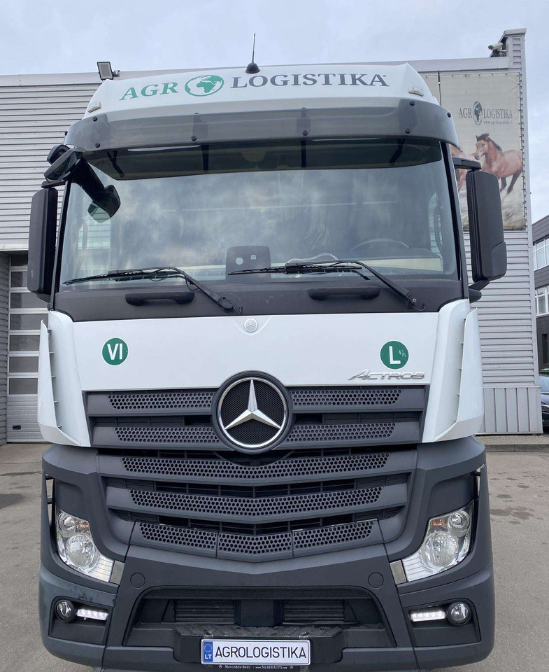 Mercedes-Benz ACTROS 1845 BIG SPACE - شاحنة جرار: صور 1 Mercedes-Benz ACTROS 1845 BIG SPACE - شاحنة جرار: صور 1